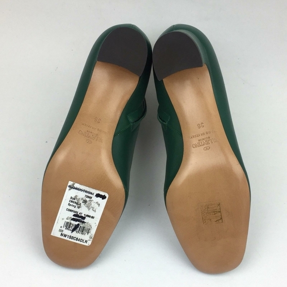 VALENTINO Eyelet Leather ankle bootie sz 6 - Picture 11 of 14